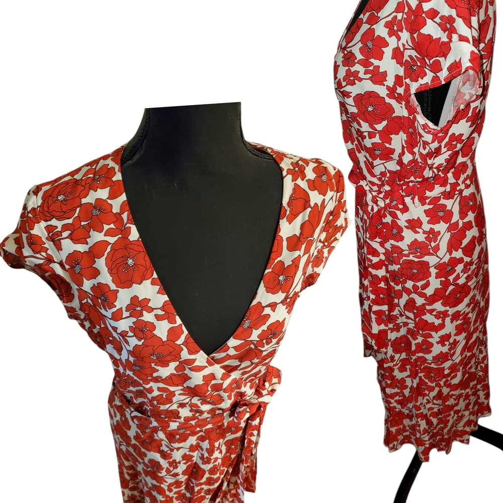 Womens Size 8 Bardot Red and White Floral Midi Dress Vacation